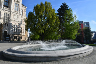 V Plzni se po zimě vrací voda do kašen, pítek, fontán a pumpiček