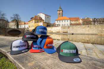 Legendární kolekce oblečení #COPATUTOJE je zpět! Legendární kolekce oblečení #COPATUTOJE je zpět!