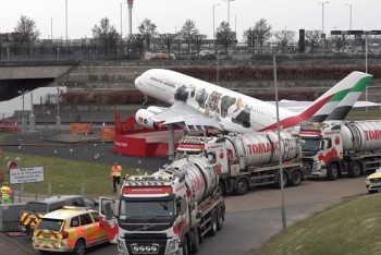 Heathrow v chaosu! Výpadek elektřiny odhalil křehkost britské ekonomiky Heathrow v chaosu! Výpadek elektřiny odhalil křehkost britské ekonomiky