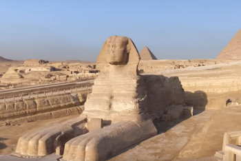 Sahara plná života: Nové poznatky o původu Sfingy a pyramid v Gíze Sahara plná života: Nové poznatky o původu Sfingy a pyramid v Gíze